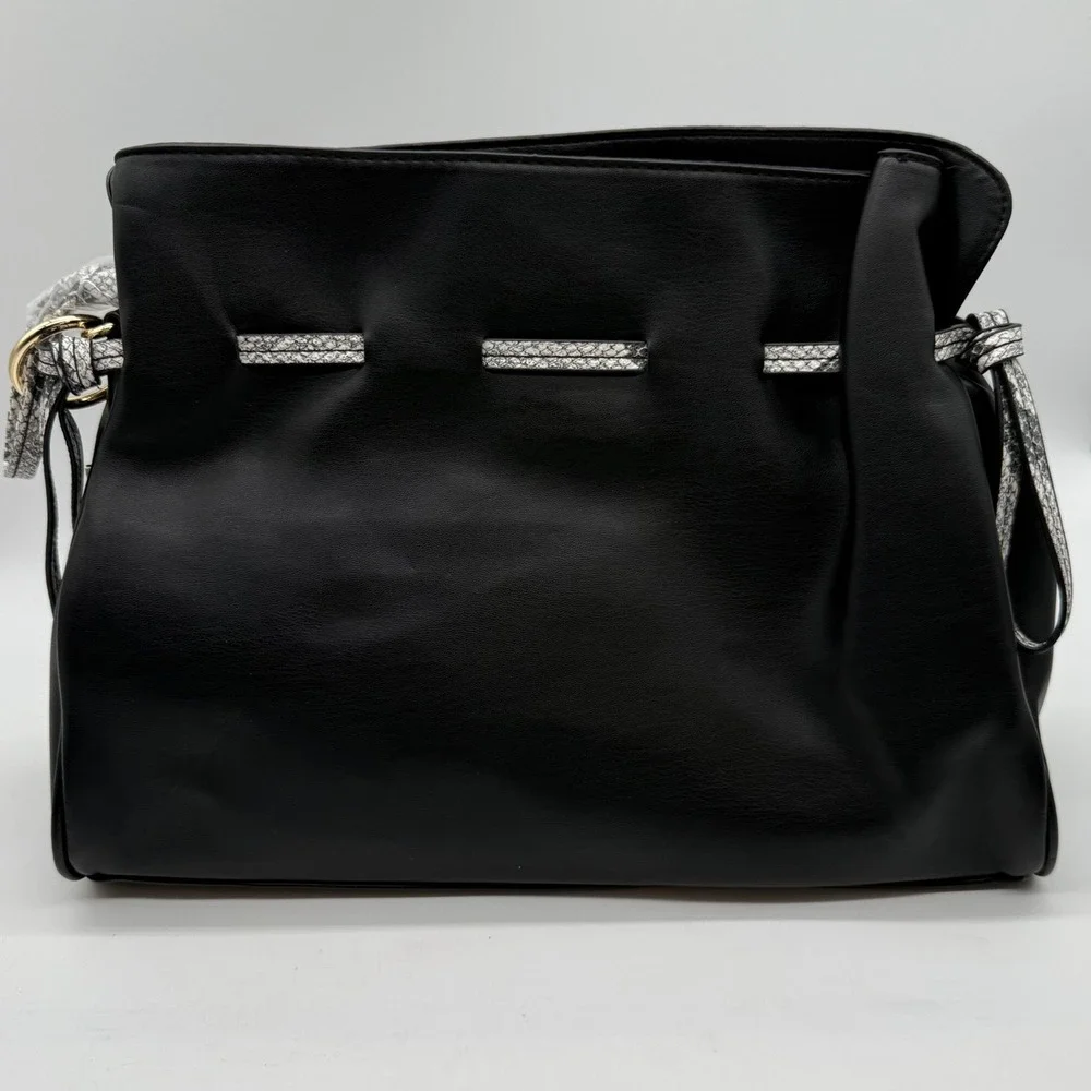Badgley Mischka exterior material
